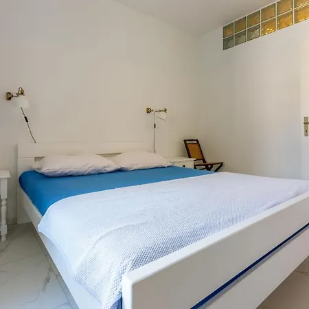 Apartment Goran *