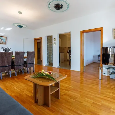 Goran Apartment Crikvenica