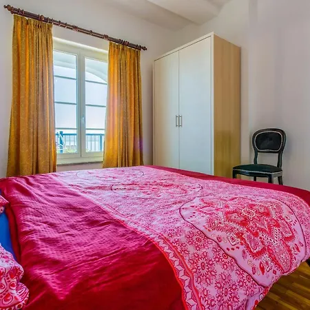Goran Apartment